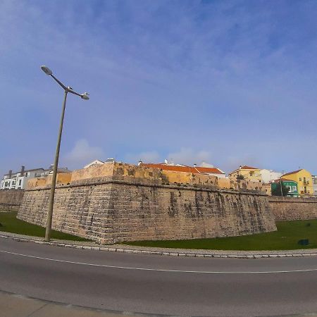 Casa Do Batoreu - Buarcos 120 Mt Praia Фигейра-да-Фош Экстерьер фото